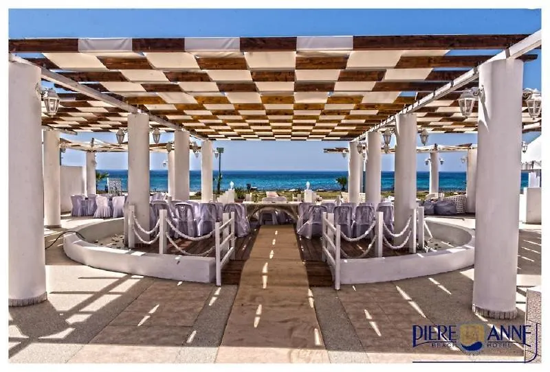 Piere Anne Beach Hotel Ayía Nápa